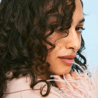 Weightless Curl Definer